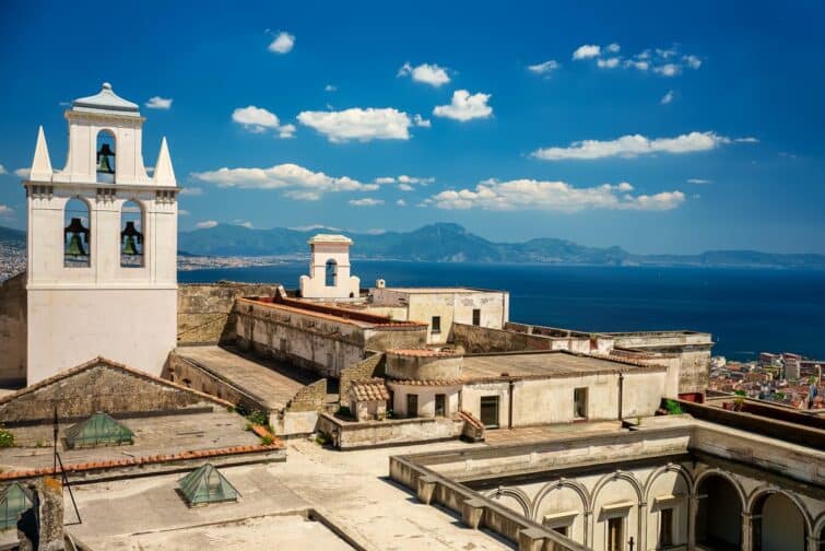 Clocher du Château de Sant'Elmo à Naples, Italie