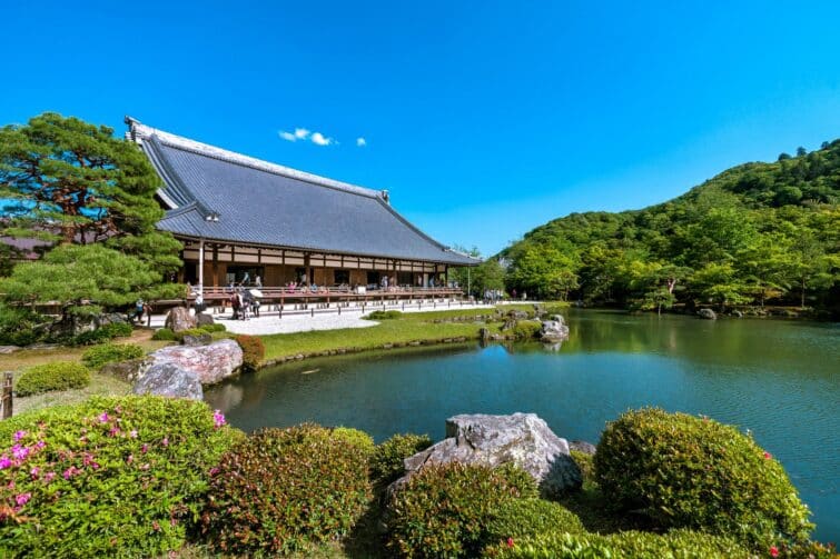 Étang du jardin devant le temple Tenryu-ji à Arashiyama, Kyoto