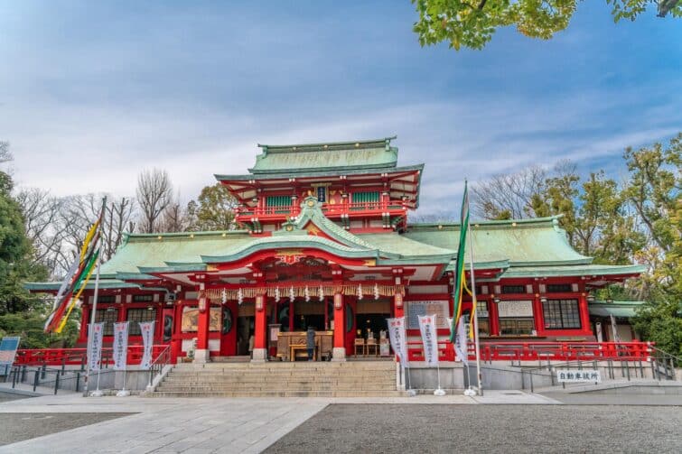 Honden principale de Tomioka Hachiman-gu à Tokyo, Japon