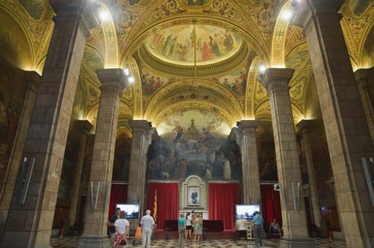 Le Palacio de la Generalidad de Cataluña et sa chapelle San Jorge, Barcelone