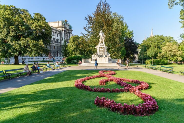 Statue de Mozart dans le Burggarten à Vienne, Autriche