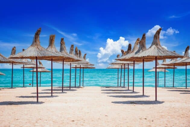 plage de sable de Mangalia en Roumanie sur la mer Noire