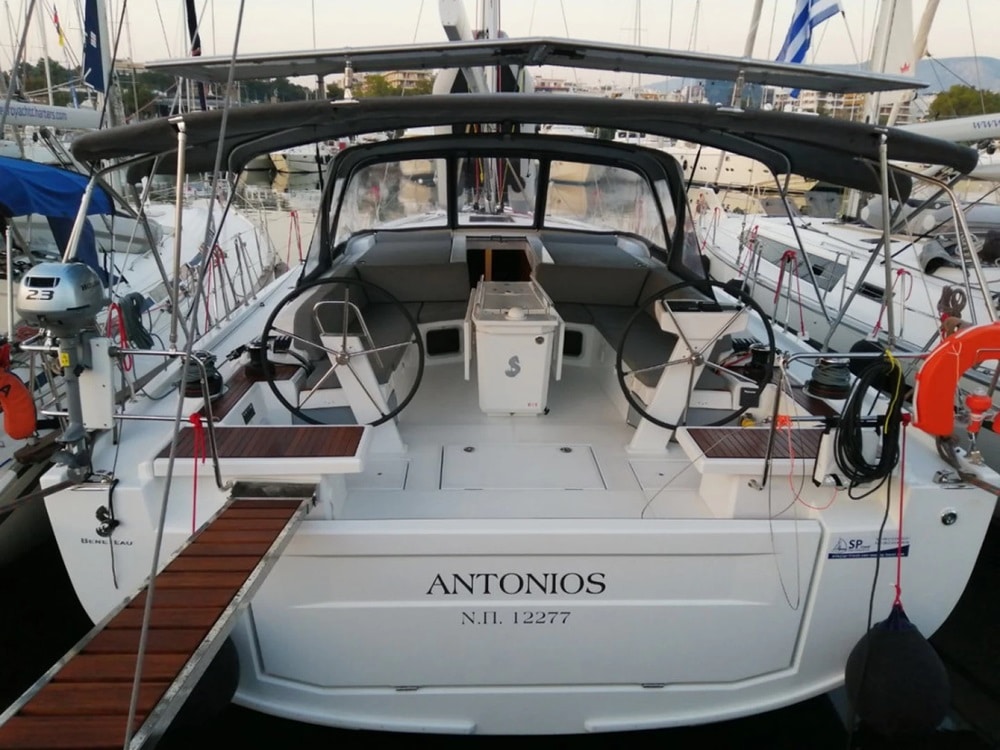 Beneteau Oceanis 51.1