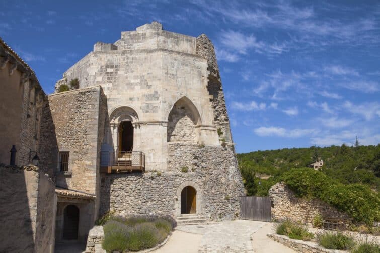 Château de Simiane-la-Rotonde en Provence, France