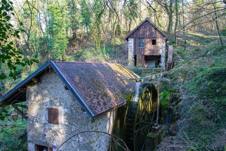 Moulin historique à Chanaz, Savoie, France