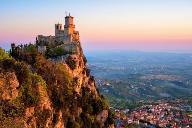 Tour Guaita, la première des trois tours de Saint-Marin, patrimoine historique italien