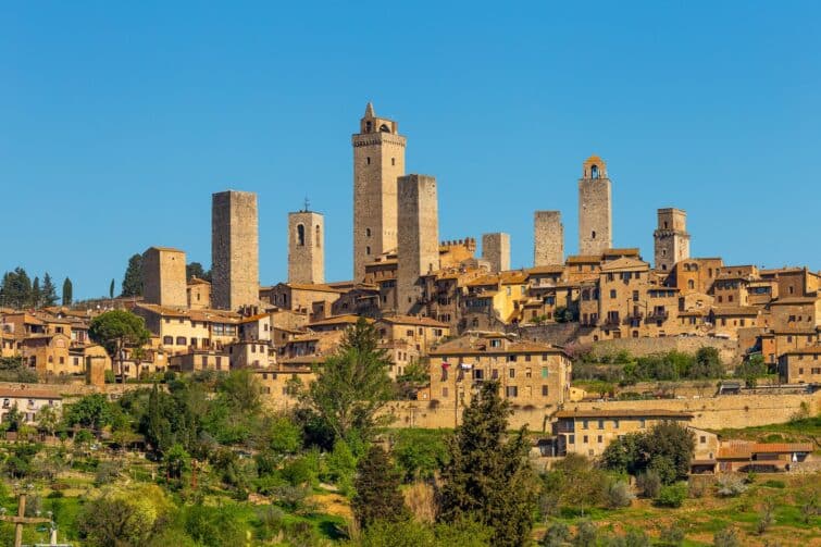 Vue panoramique des tours médiévales de San Gimignano en Toscane