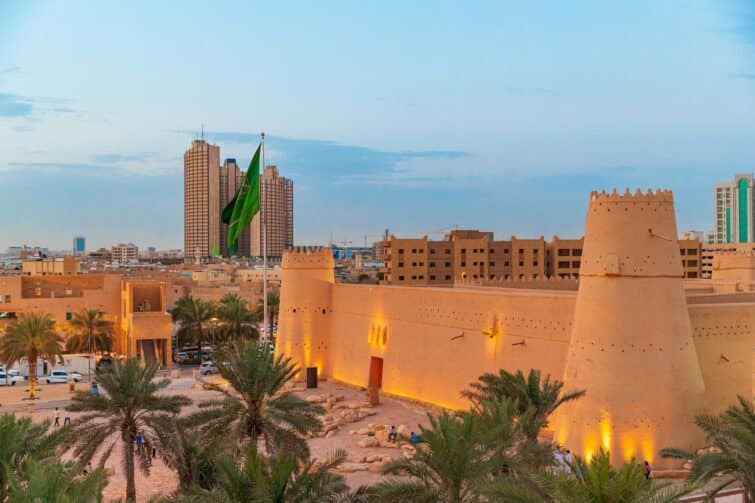 Forteresse de Masmak au coucher du soleil au centre de Riyad, Arabie Saoudite