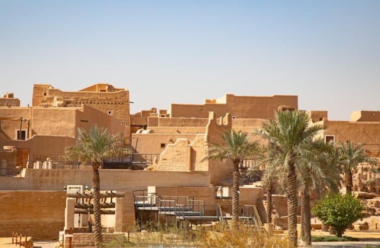 Vue des rues du quartier historique de Diriyah à Riyad, Arabie Saoudite