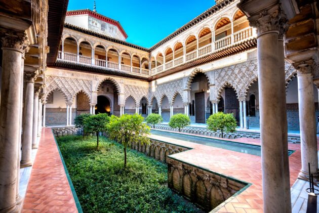 Cour des Demoiselles Alcázar Séville