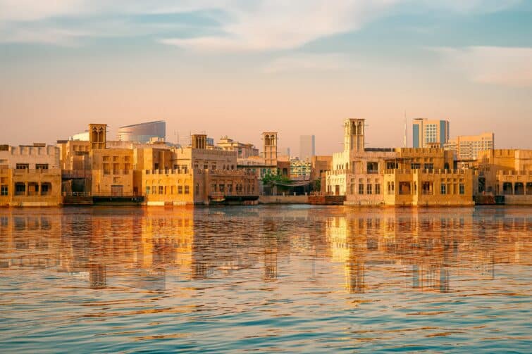 Dubaï authentique : plongez dans l'histoire cachée du "Vieux Dubaï", quartier méconnu des touristes