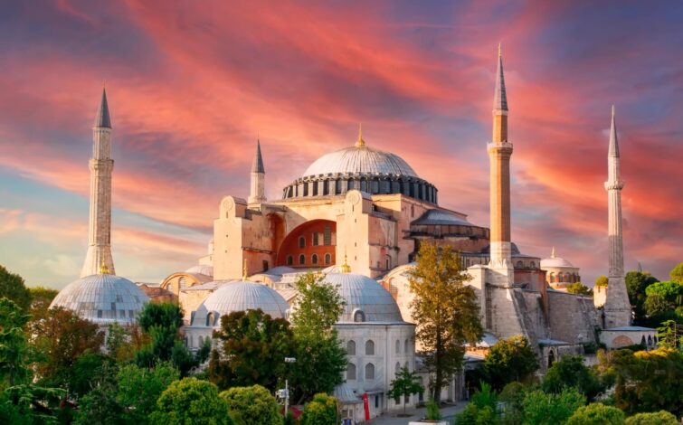 La Basilique Sainte-Sophie à Istanbul en Turquie
