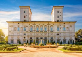 La Galerie Borghèse située dans Villa Borghèse au coucher du soleil à Rome