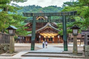 Porte Kanenotorii à Izumo Taisha, lieu de pèlerinage pour l'amour, Izumo, Japon