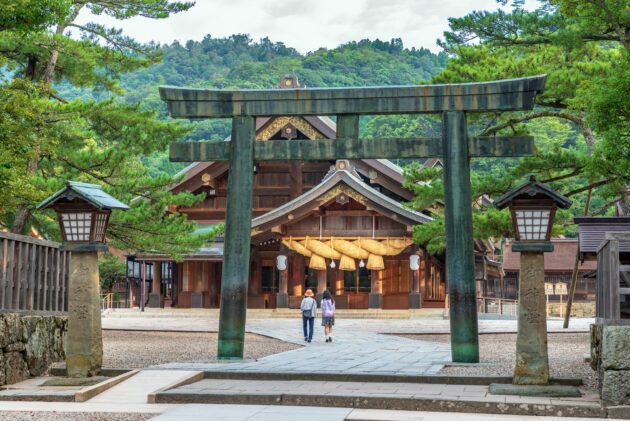 Porte Kanenotorii à Izumo Taisha, lieu de pèlerinage pour l'amour, Izumo, Japon