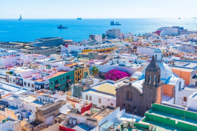 Vue aérienne de Las Palmas de Grande Canarie avec la cathédrale Santa Ana en vedette