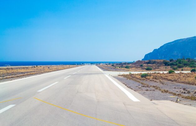 Aéroport Thira à Santorin
