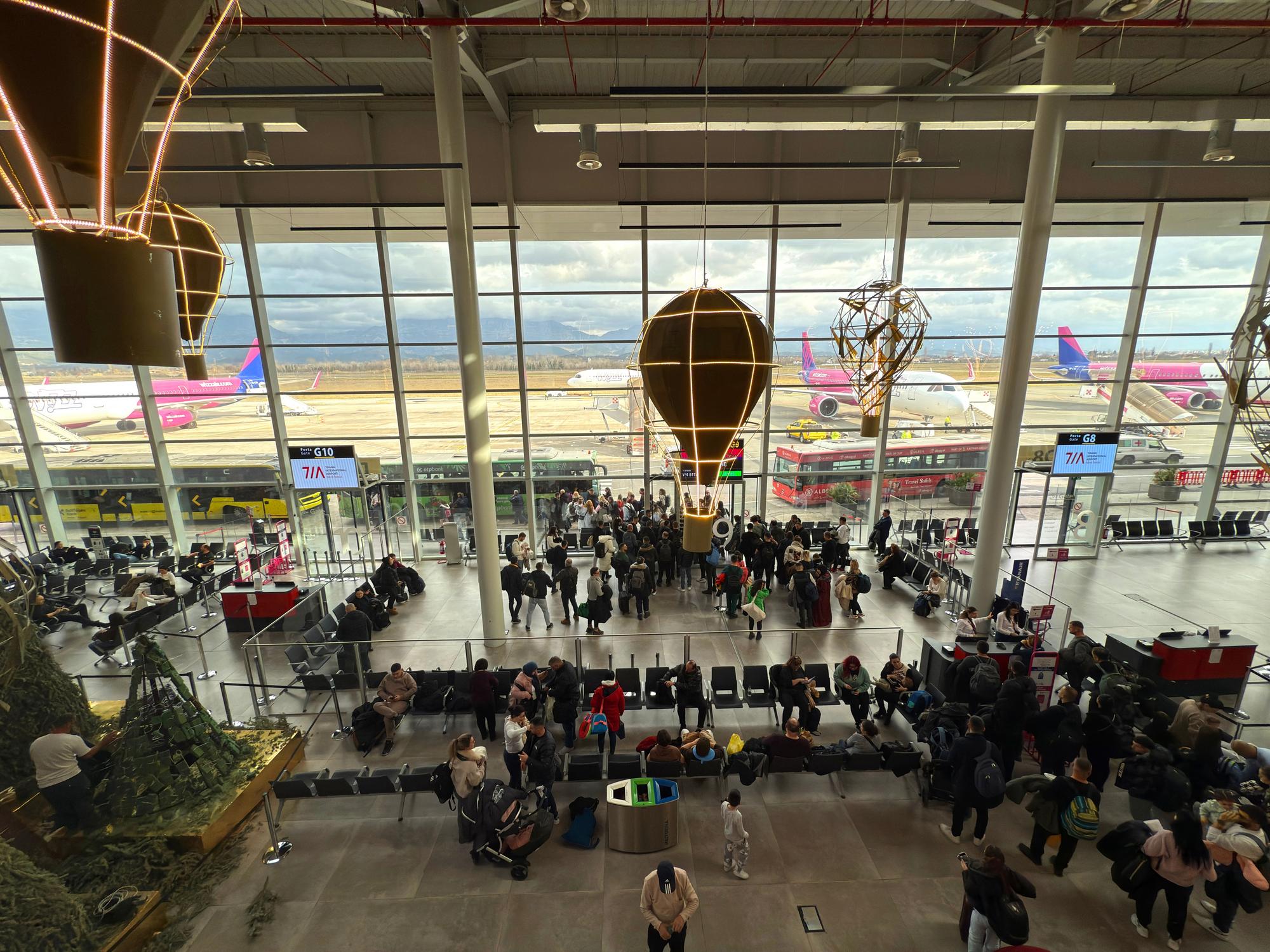 Aéroport de Tirana, Albanie
