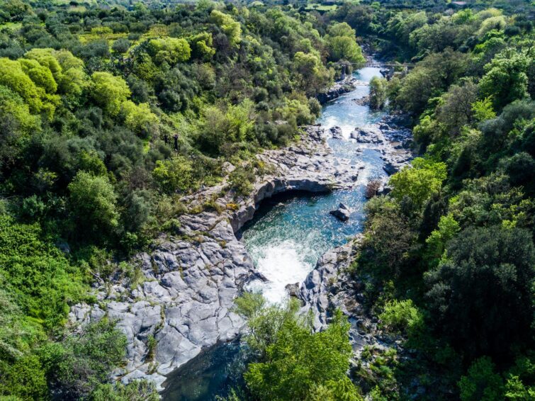 Canyoning dans les gorges de l'Alcantara, Sicile
