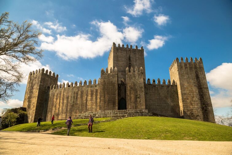 Château de Guimarães au Portugal