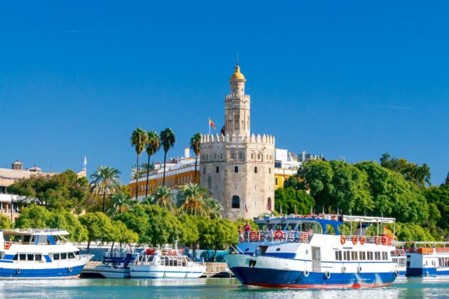 Croisière sur le Guadalquivir à Séville, Espagne/Croisière sur le Guadalquivir à Séville, Espagne/Croisière sur le Guadalquivir à Séville, Espagne