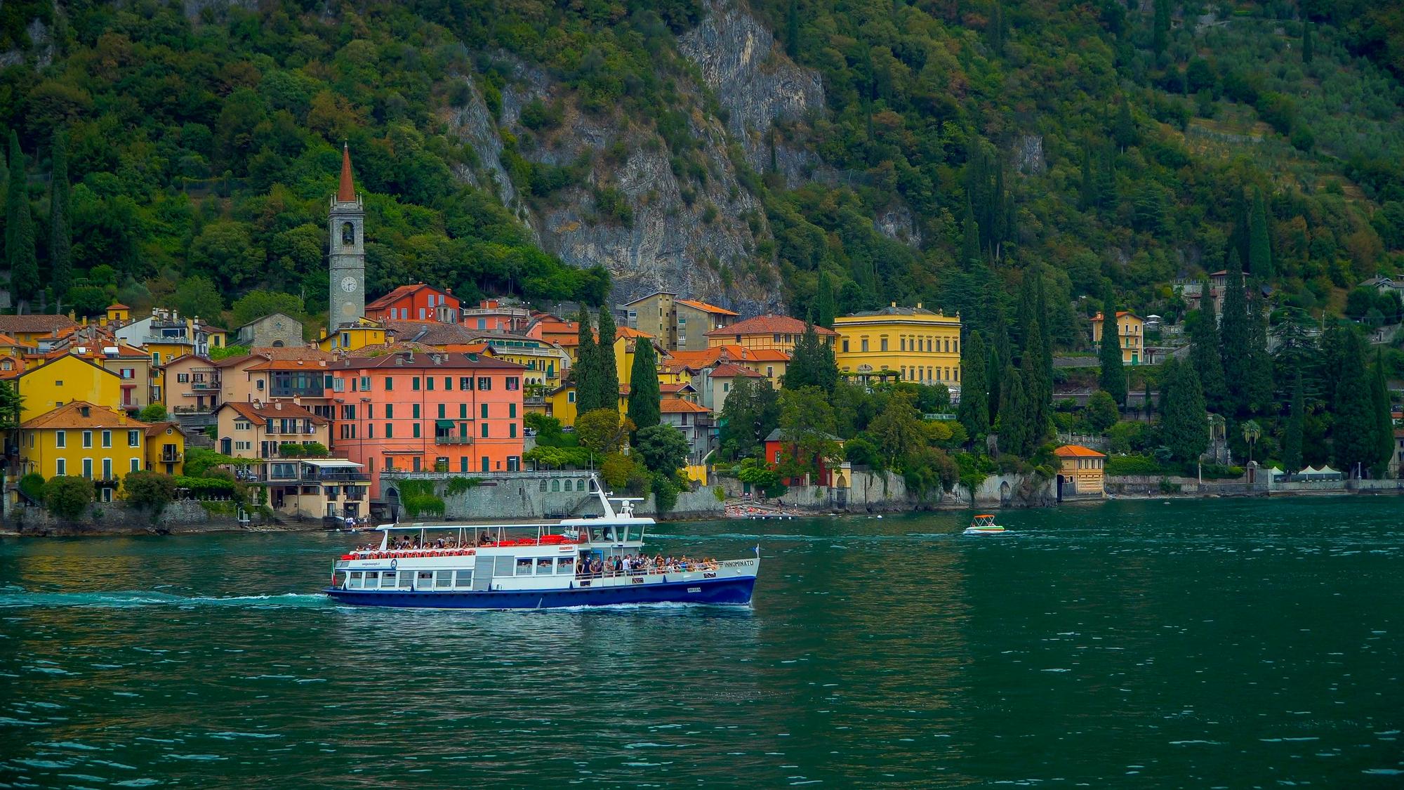 Croisière sur le lac de Côme en Italie