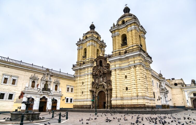 Église et monastère de San Francisco à Lima, Pérou
