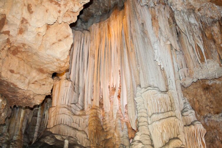 Grotte de Clamouse à Saint-Jean-de-Fos