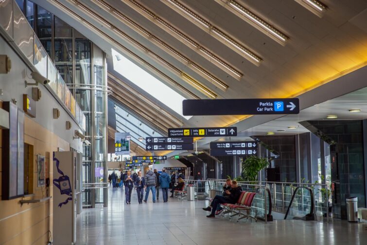 Intérieur de l'aéroport de Tallinn