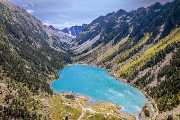 Lac de Gaube en Occitanie, France
