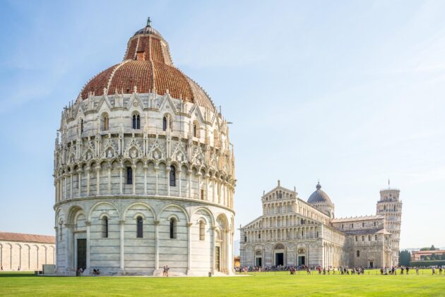 Le Baptistère de Pise en Italie