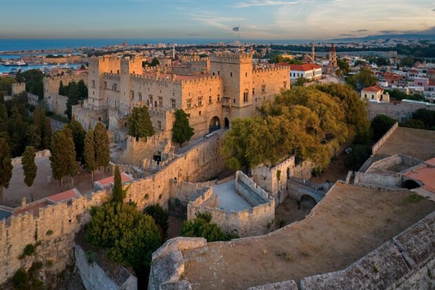 Le Palais des Grands Maîtres de Rhodes en Grèce