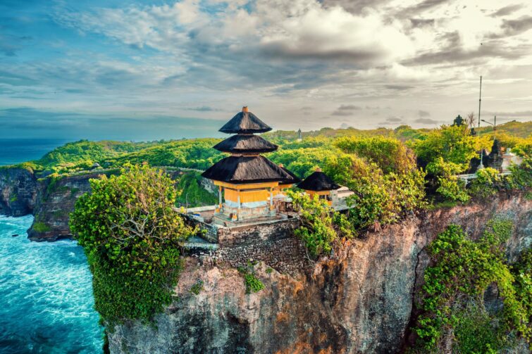 Le temple d'Uluwatu est l'un des plus connus de Bali