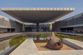 L'entrée du Musée National d'Anthropologie à Mexico
