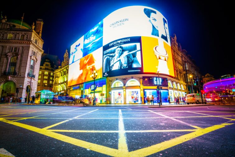 Piccadilly Circus à Londres