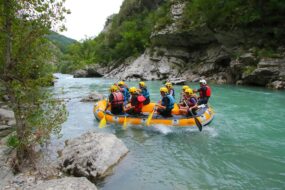 Rafting dans les gorges du Verdon, France