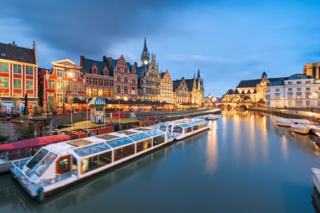 Une croisière sur les canaux de la ville de Gand