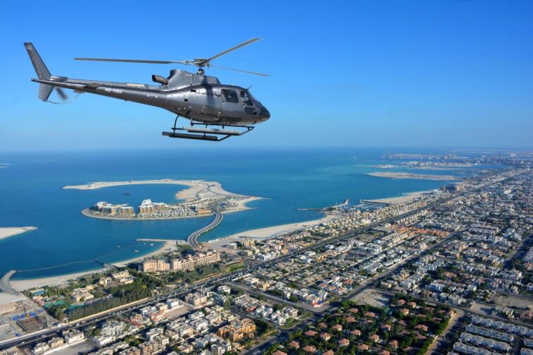 Vol en hélicoptère à Dubaï, Émirats arabes unis/Vol en hélicoptère à Dubaï, Émirats arabes unis/Vol en hélicoptère à Dubaï, Émirats arabes unis