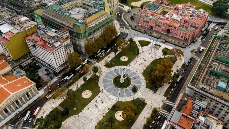 Vue aérienne de la Plaza de Mayo et la Casa Rosada à Buenos Aires, Argentine