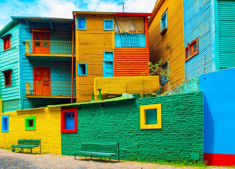 Vue colorée des bâtiments du quartier de La Boca à Buenos Aires