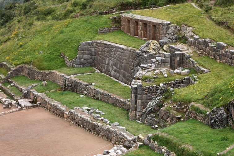 Vue paisible de Tambomachay, site archéologique Inca au Pérou