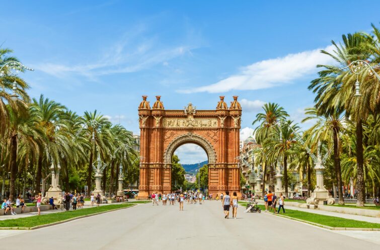 Vue sur l'Arc de Triomf de Barcelone