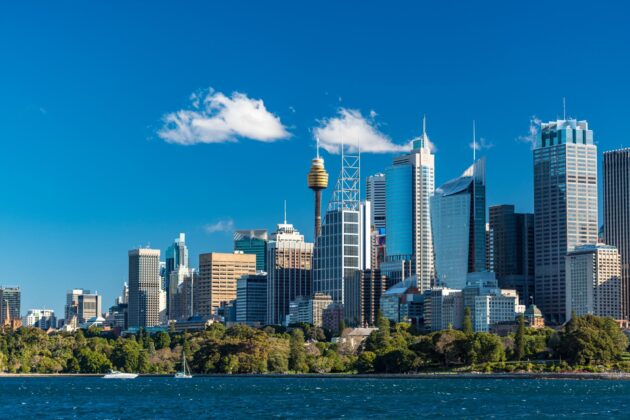 Vue sur la Sydney Tower Eye et les gratte-ciels de Sydney