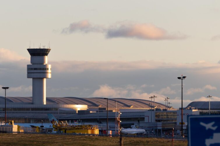 Aéroport international Pearson de Toronto (YYZ), Canada