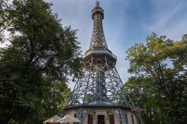 La Colline de Petřín à Prague