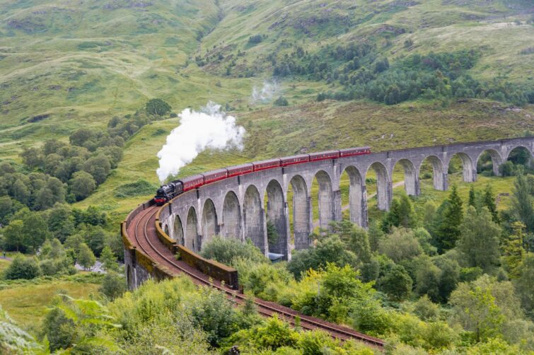 Le Viaduc de Glenfinnan en Écosse