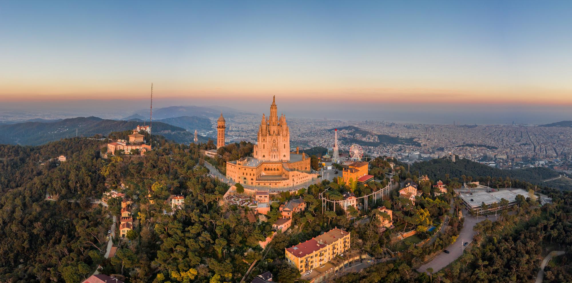 Le parc Tibidabo à Barcelone
