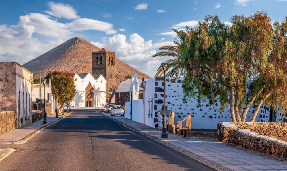 Le petit village de La Oliva à Fuerteventura, Espagne