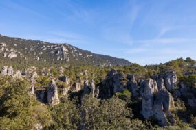 Les formations rocheuses du cirque de Mourèze