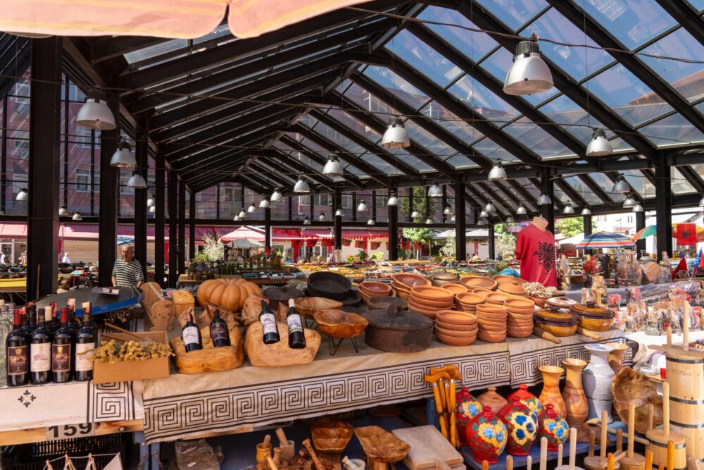 Marché de Pazari i Ri à Tirana
